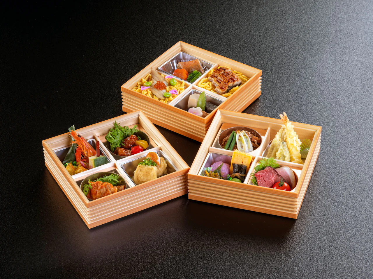 都内への宅配に対応した高級弁当│会社の重要会議・接待におすすめ!